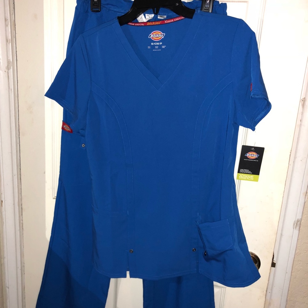 Brand new blue scrubs tall size small never used
